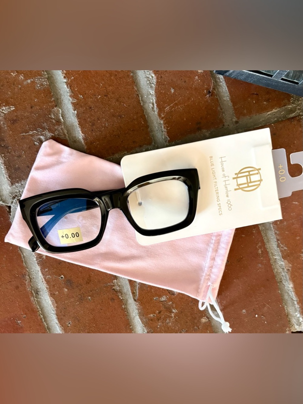 House of Harlow 1960 blue light with non-magnifying +0.00 strength lens NWT
